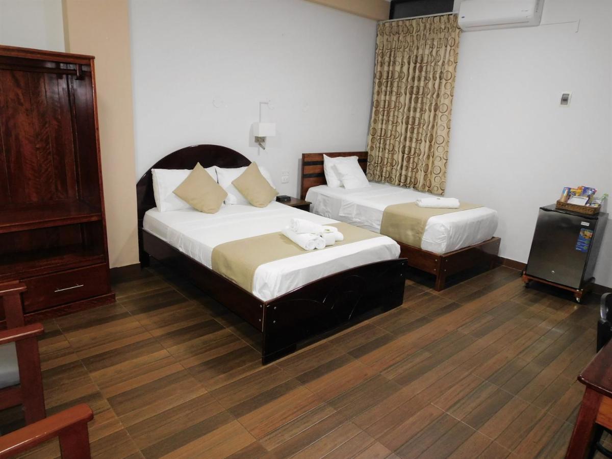 Hotel Tambopata Inn Пуерто Малдонадо Екстериор снимка